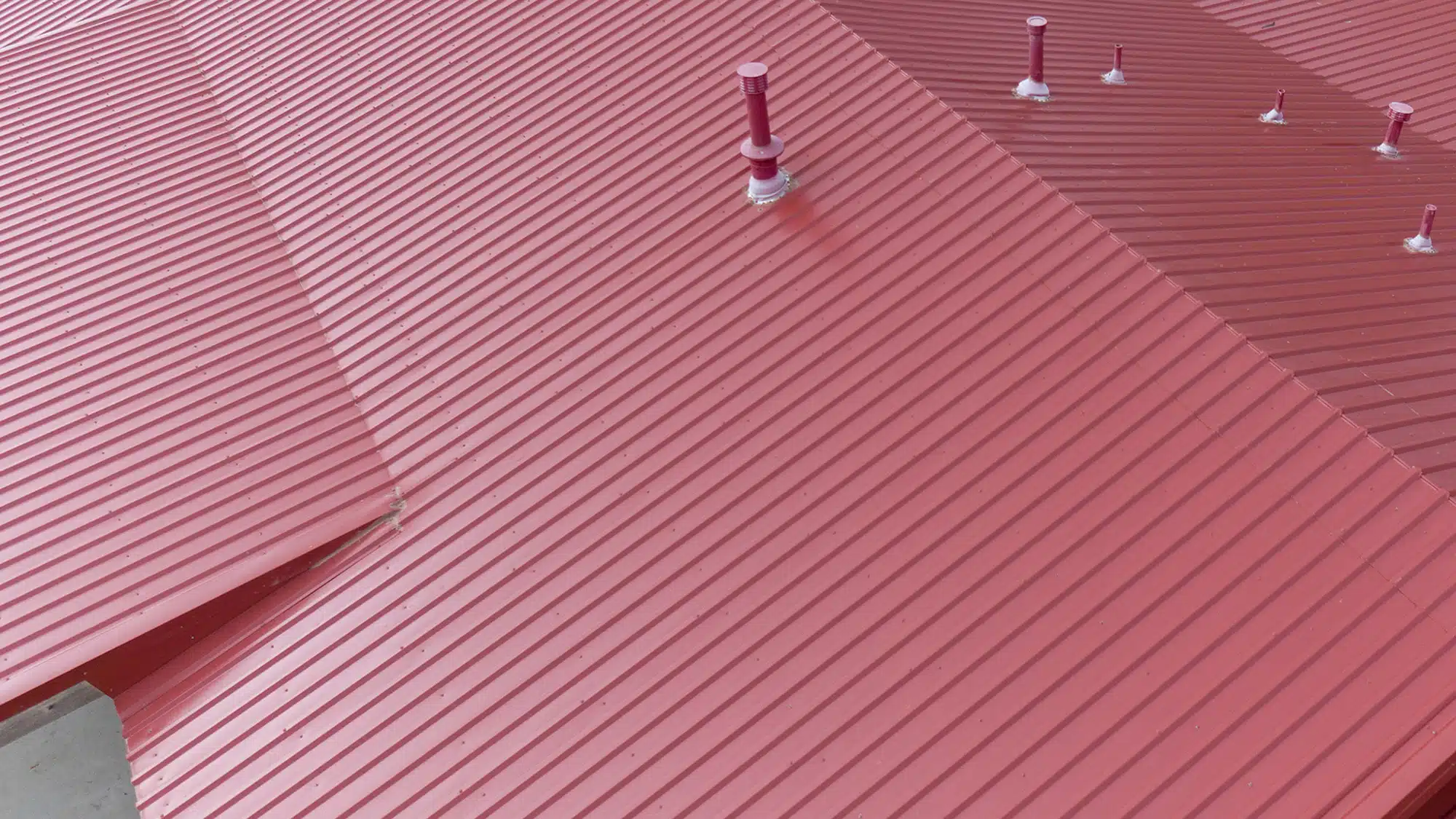 M-Loc in Rustic Red on a Residential Roof