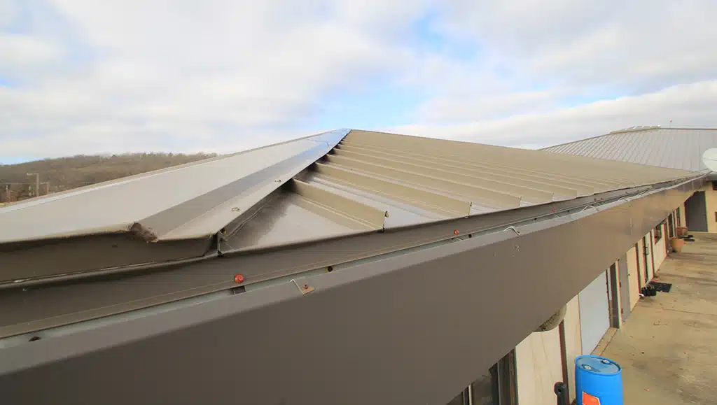 Central Span Metal Panel Roof in Terratone