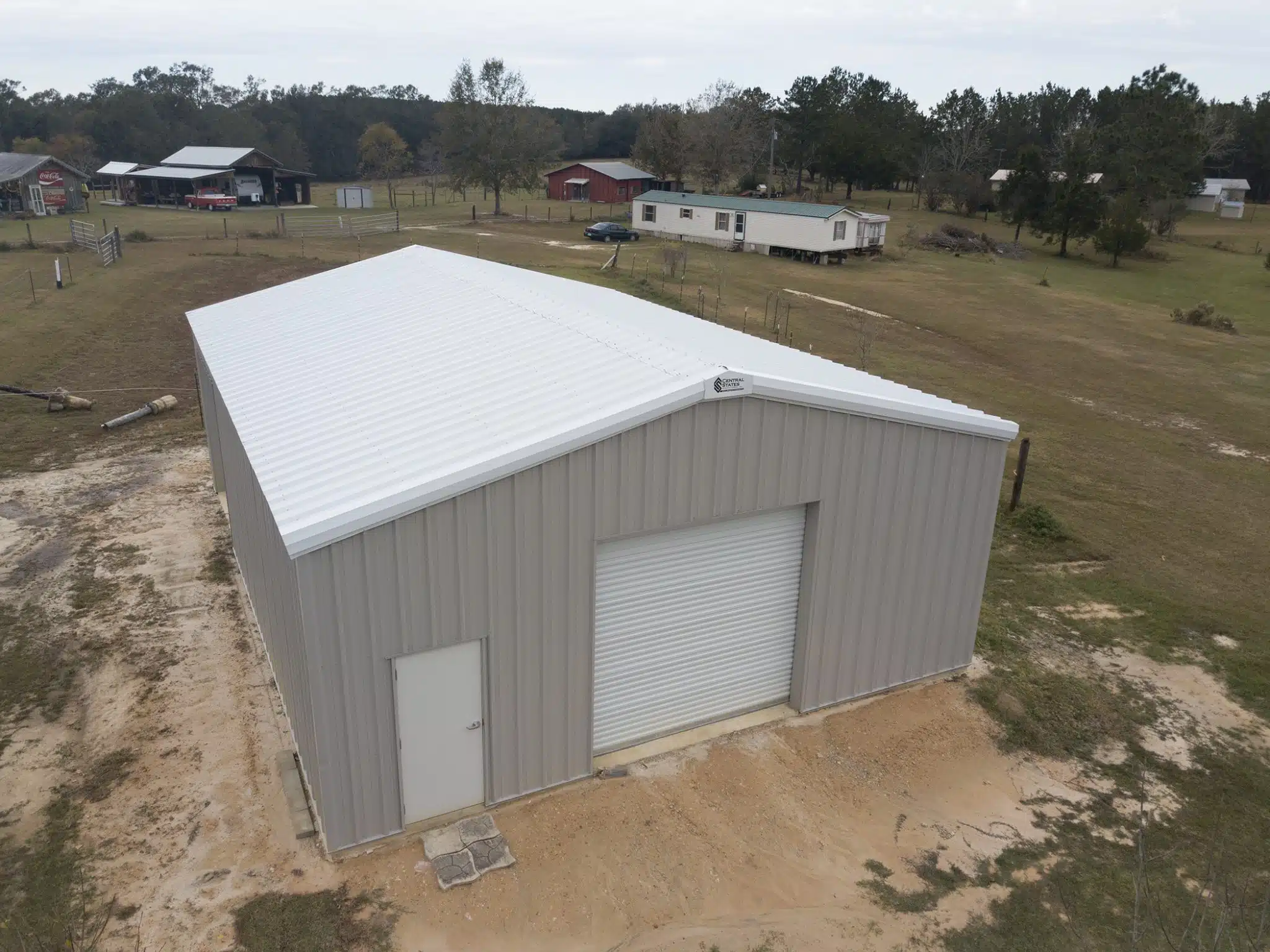 Centra Series Bolt-Up Building with R-Loc Panels, Gray Walls, Galvanized Roof