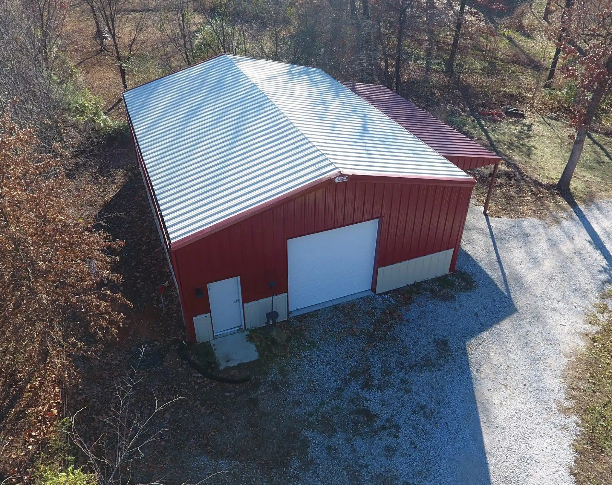 Centra Series Bolt-Up Building with R-Loc Panels, Rustic Red Walls, Light Stone Roof